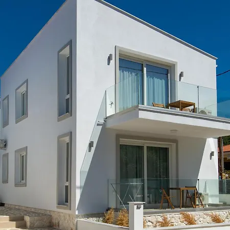 Vila Tosti Skala Rachoni (Thasos)